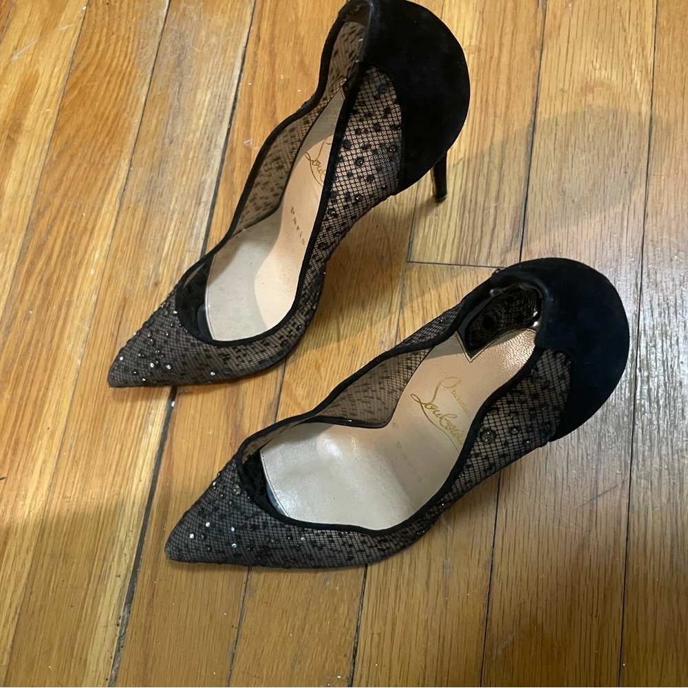 authentic red bottoms